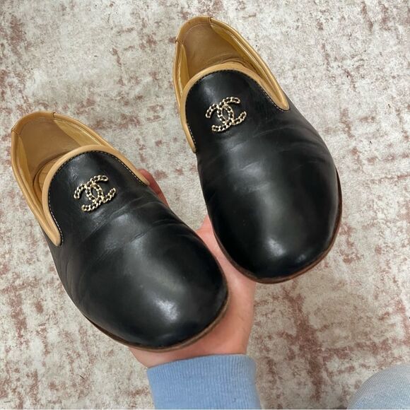CHANEL Classic Black Cap Toe Flats Loafers Sz. 38.5 - Picture 10 of 10